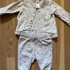 H&M baby jogger sweatsuit